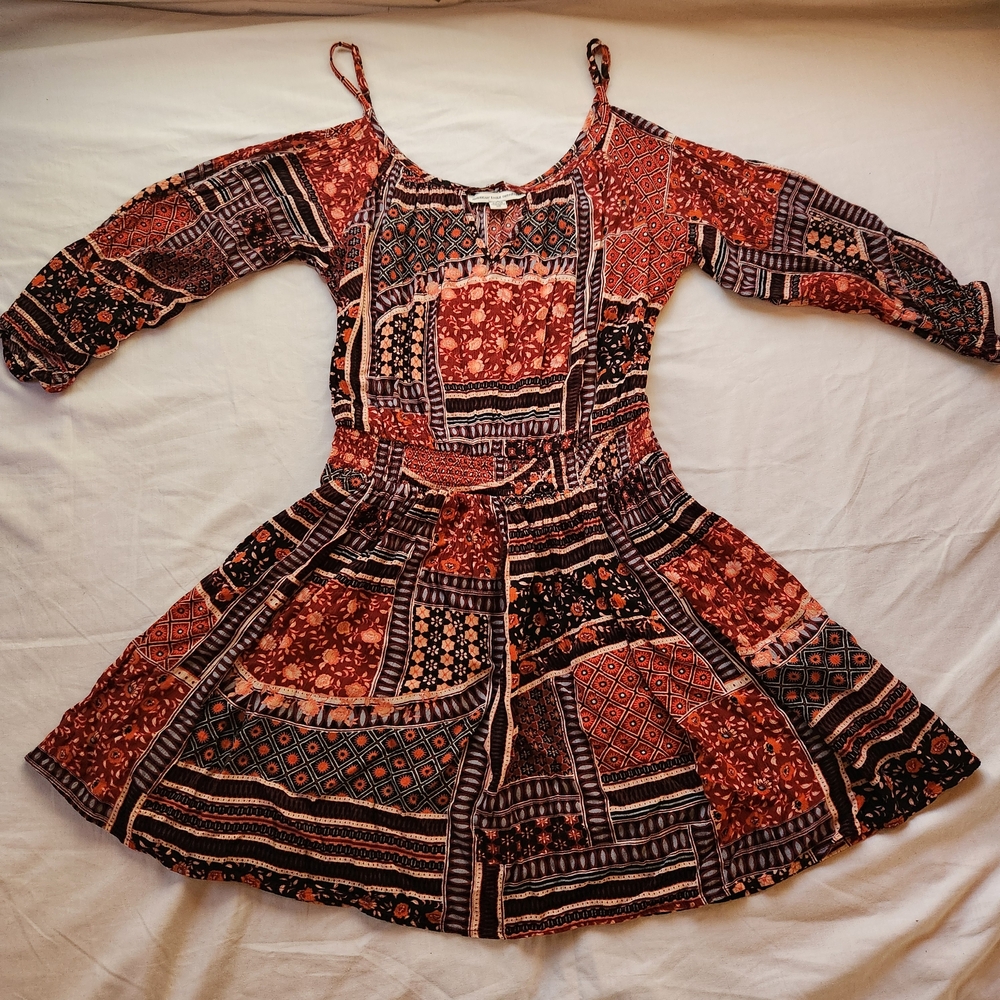 AE Floral Paisley Smocked ​Boho Cold Shoulder Patchwork Mini Dress S